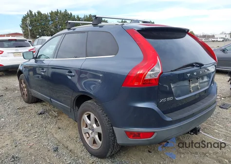 2011 Volvo Xc60 3.2 z USA, uszkodzony, nr VIN YV4940DZ6B2184501
